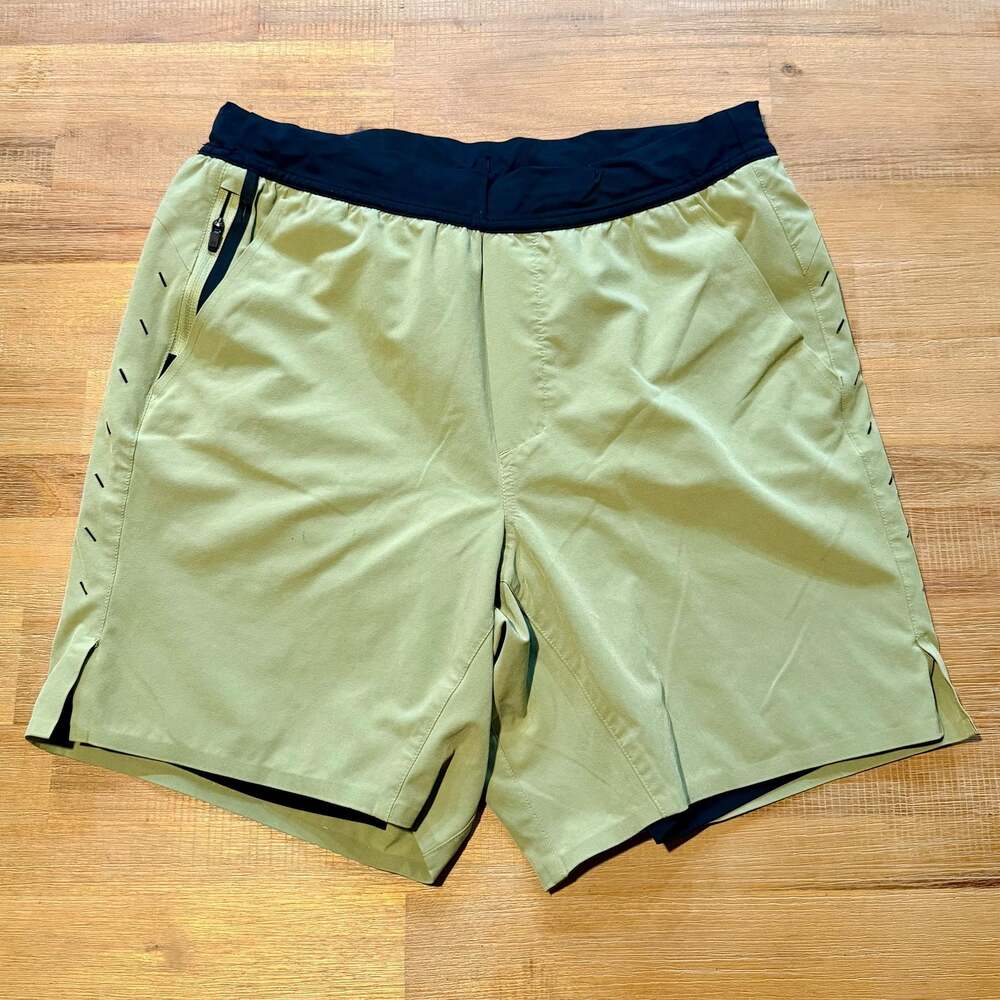 Ten Thousand Interval Shorts Mens Medium Green Athletic Training Shorts